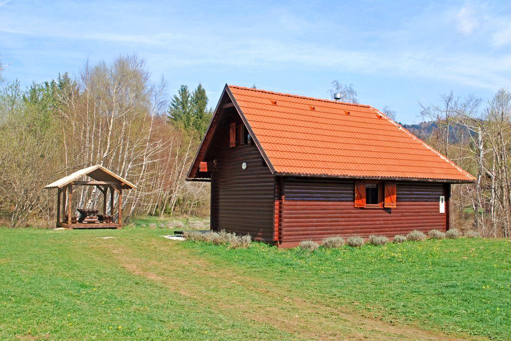 Chalets Zelena Vrata Fuzine Luaran gambar